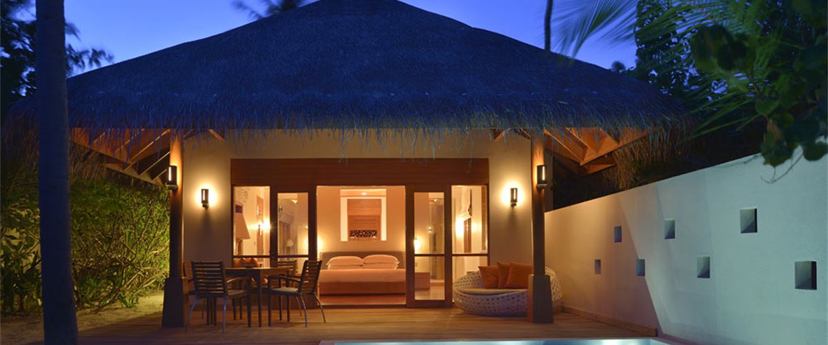 HuvafenFushi_Per_AQUUM_Deluxe_Beach_Bungalow