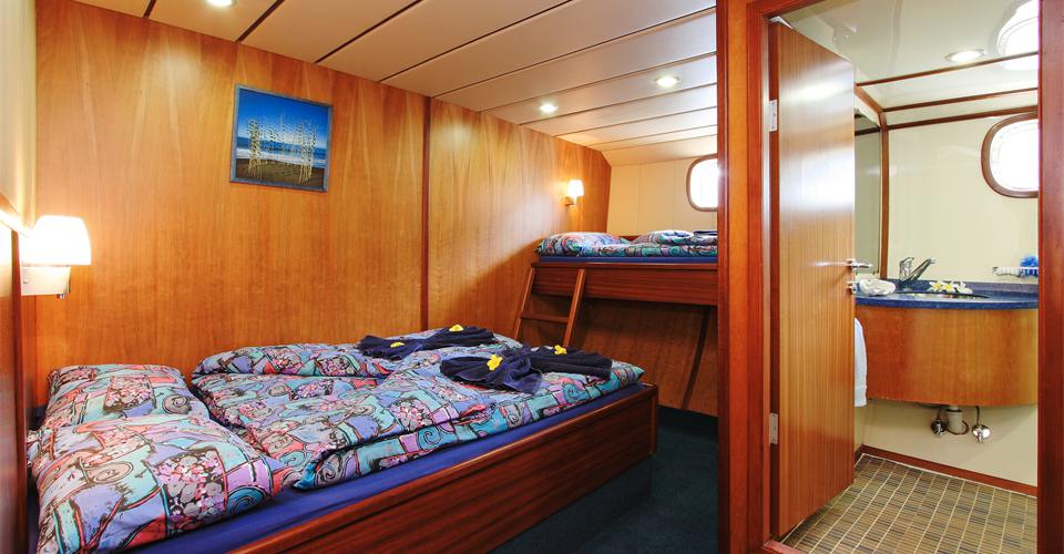 Sea Star-Sea Bird Triple Cabin+bath